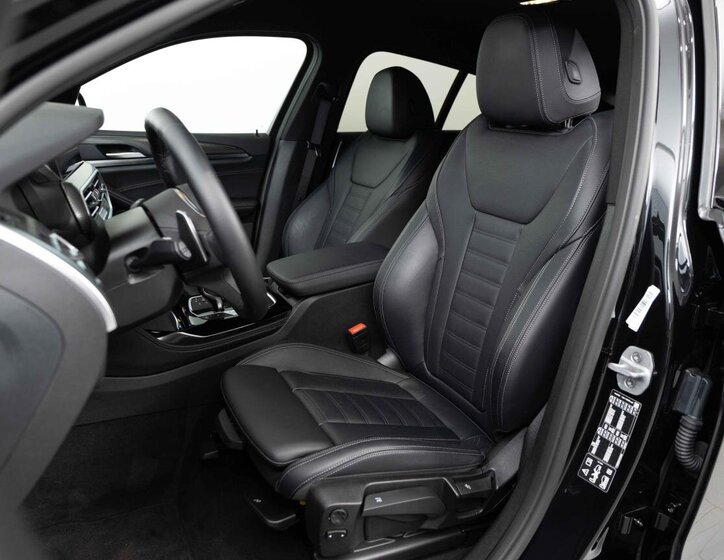 BMW X4 SUV / Terénní 3,0 l 210 kw