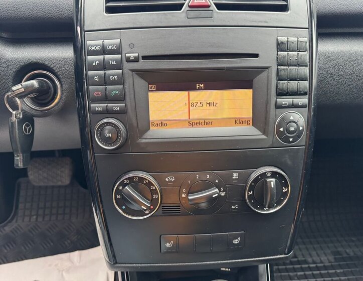 Mercedes-Benz Třídy A Hatchback 2,0 l 80 kw