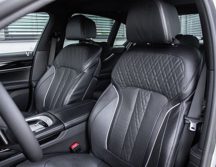 BMW Řada 7 Sedan 3,0 l 294 kw