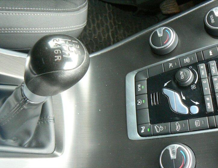 Volvo XC60 SUV 2,4 l 120 kw