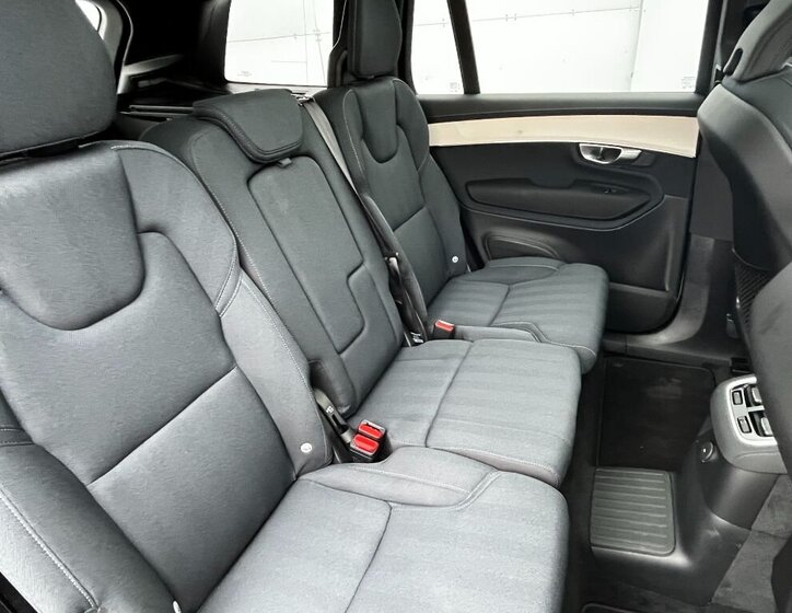 Volvo XC90 SUV 2,0 l 335 kw