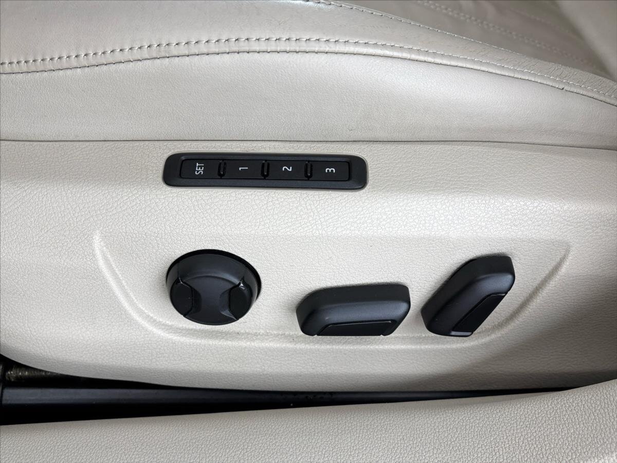 Škoda Superb Liftback 2,0 l 206 kw