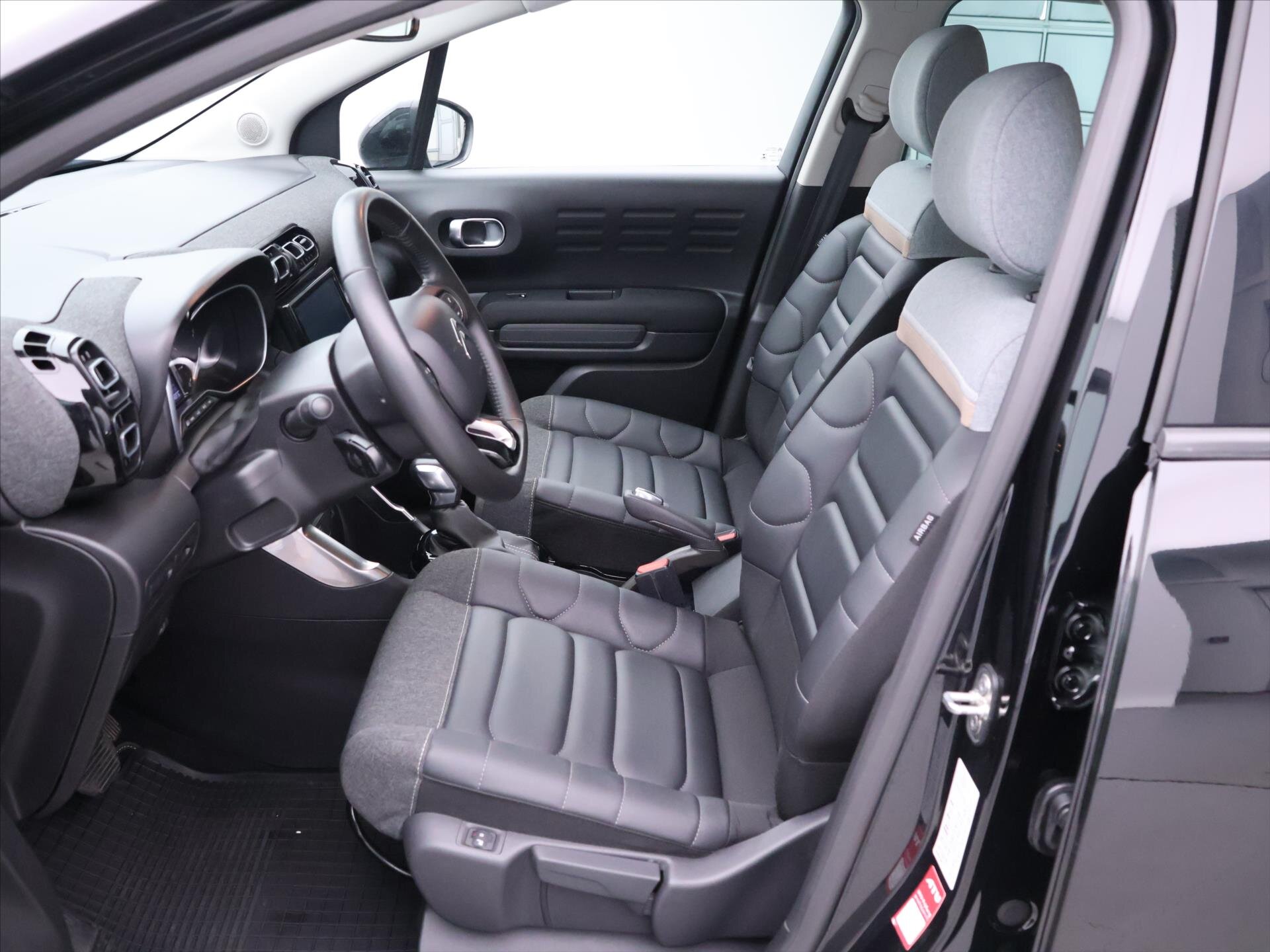 Citroën C3 Aircross Hatchback 1,2 l 96 kw