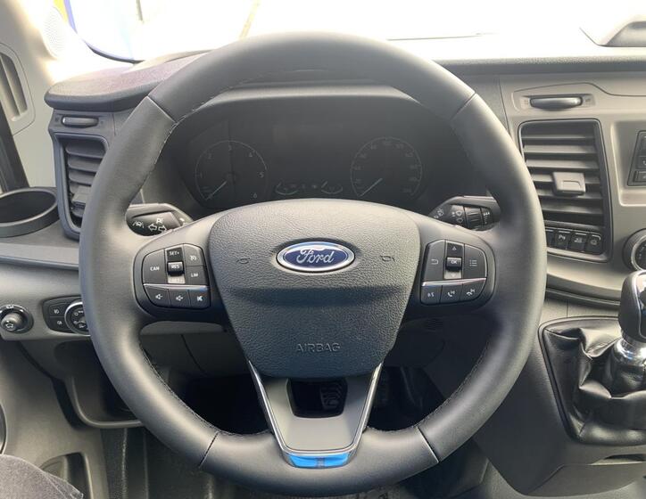 Ford Transit 12