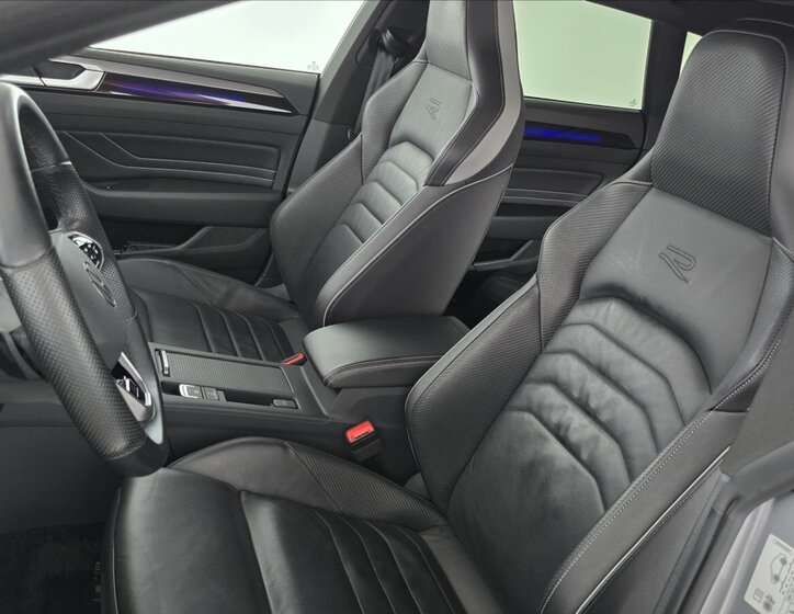 Volkswagen Arteon Kombi 2,0 l 147 kw