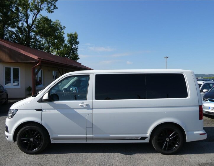 Volkswagen Multivan 6