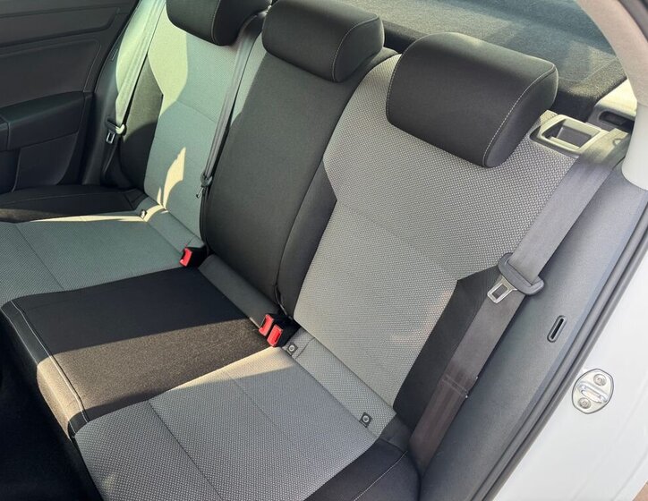 Škoda Rapid Sedan / Limuzína 1,6 l 77 kw