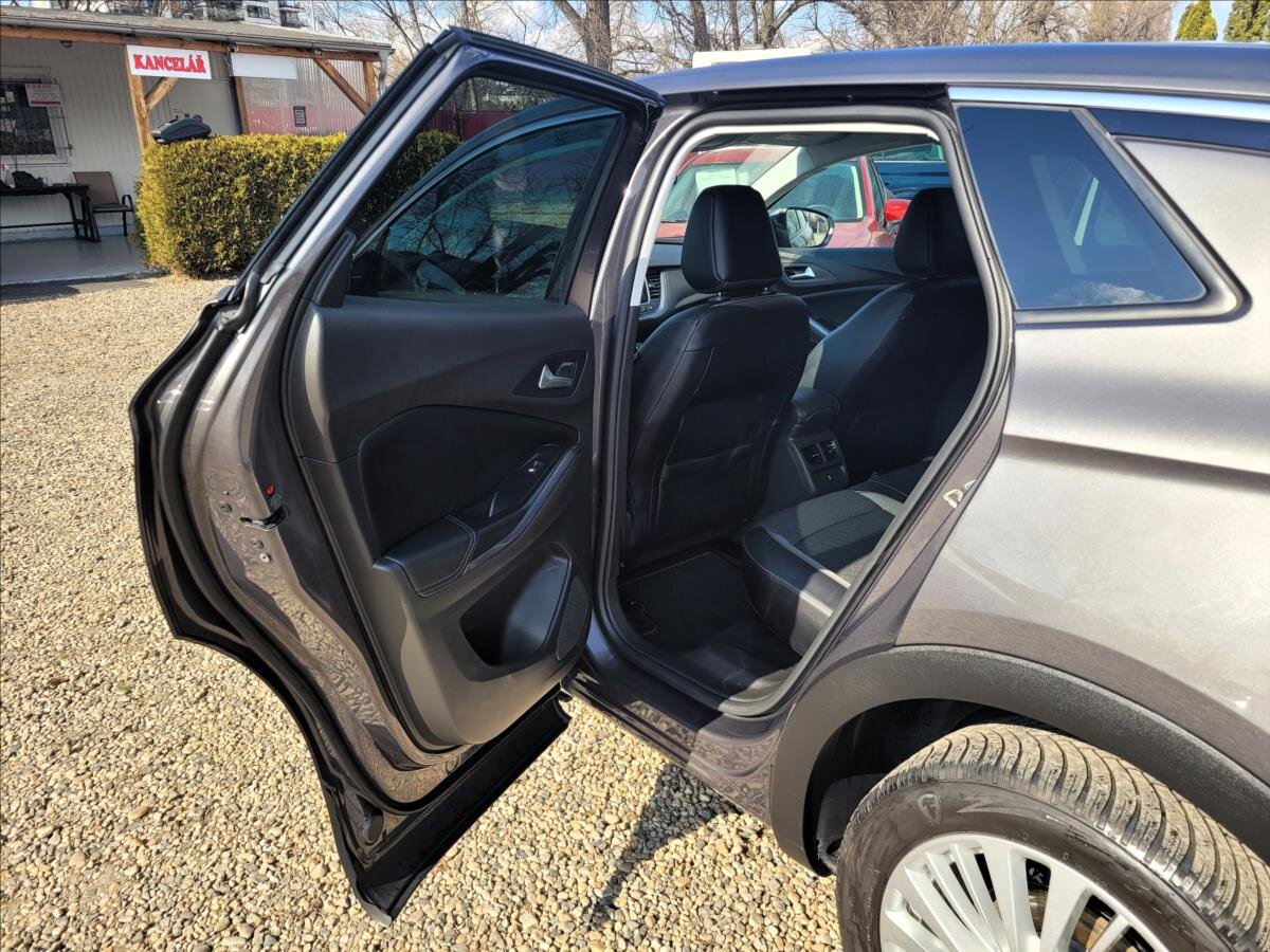 Opel Grandland X SUV / Terénní 1,5 l 96 kw