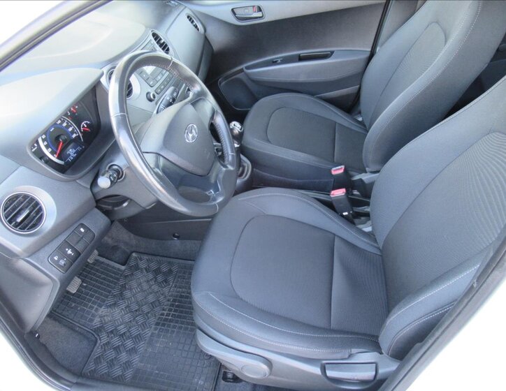 Hyundai i10 Hatchback 998,0 48 kw