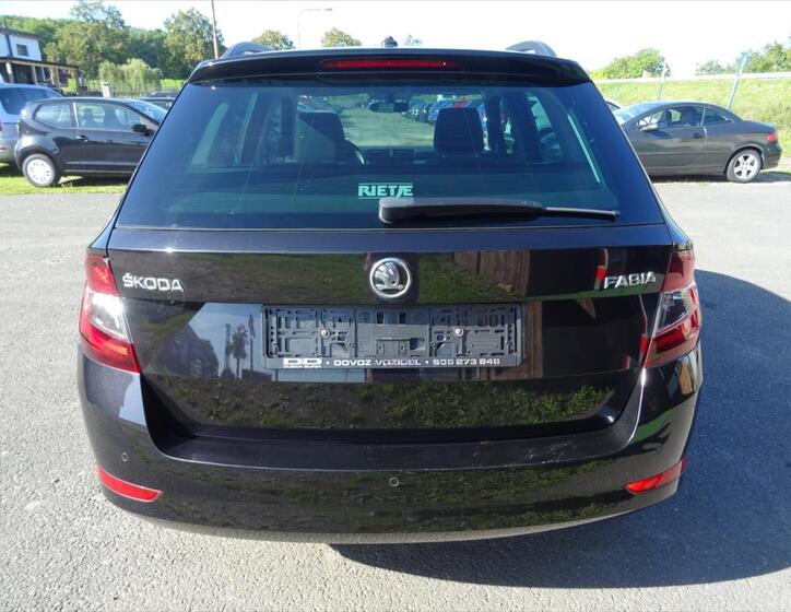 Škoda Fabia 19
