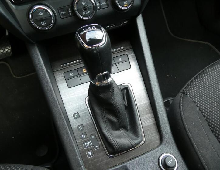 Škoda Octavia 25
