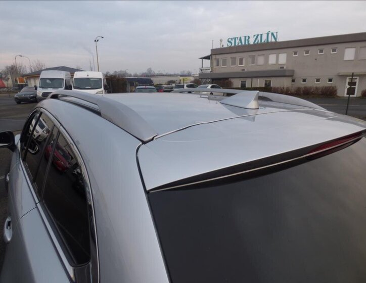 Mazda 6 Kombi 2,0 l 121 kw