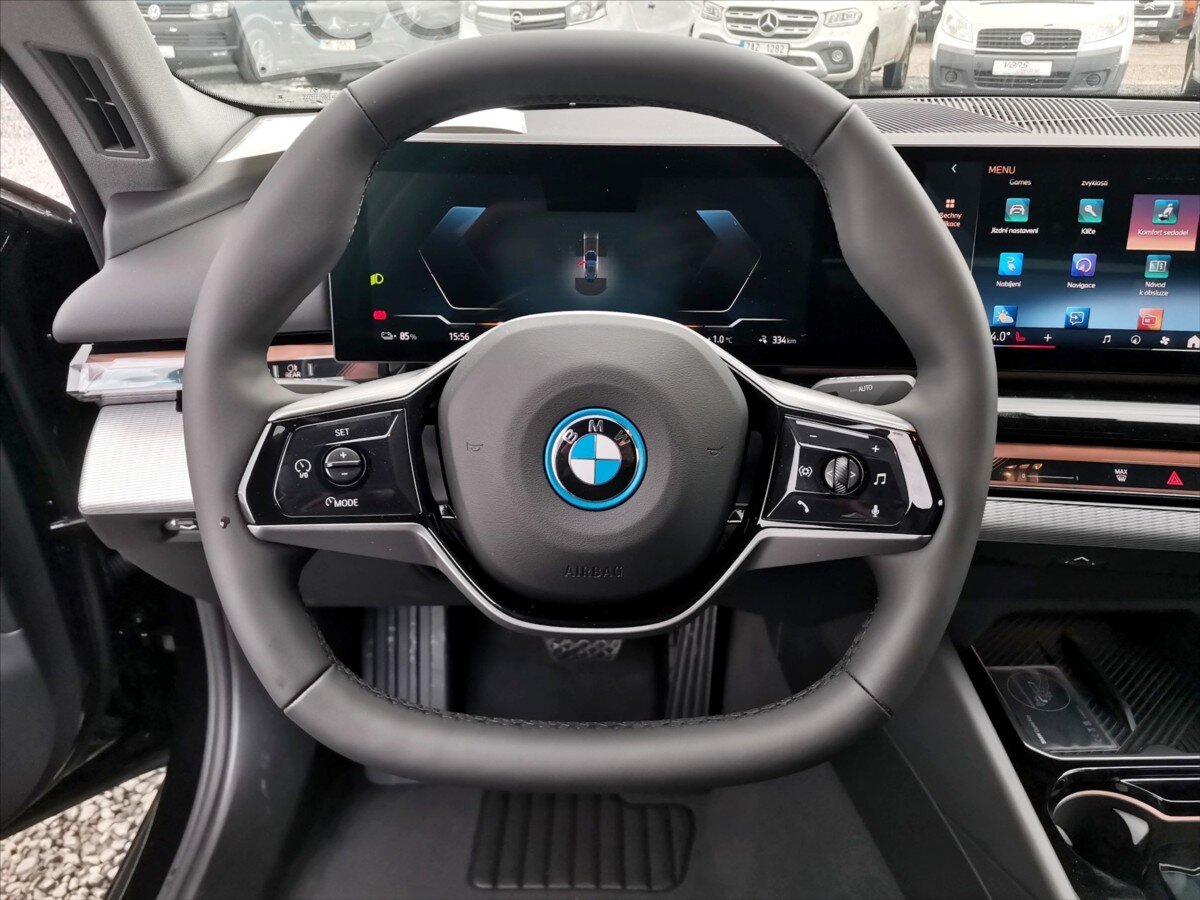 BMW i5 Sedan 0,0 290 kw