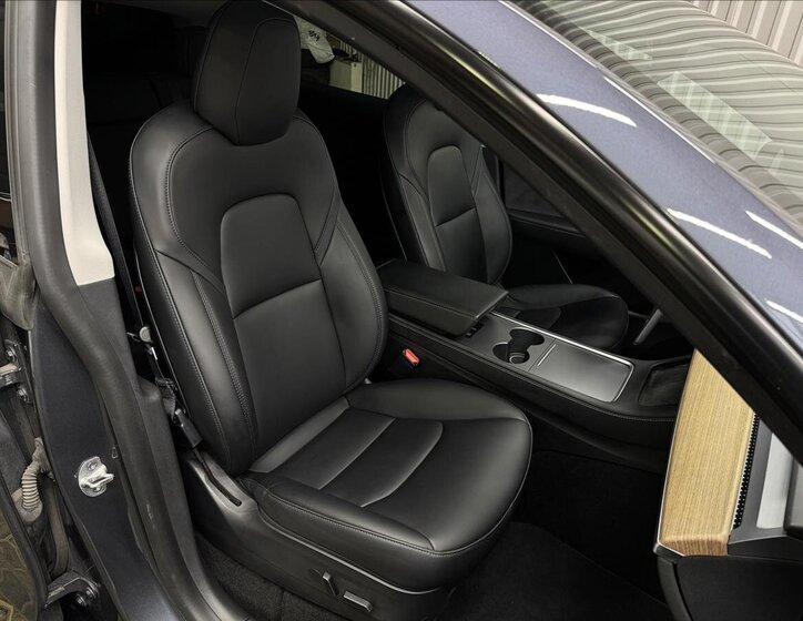 Tesla Model Y SUV 0,0 378 kw