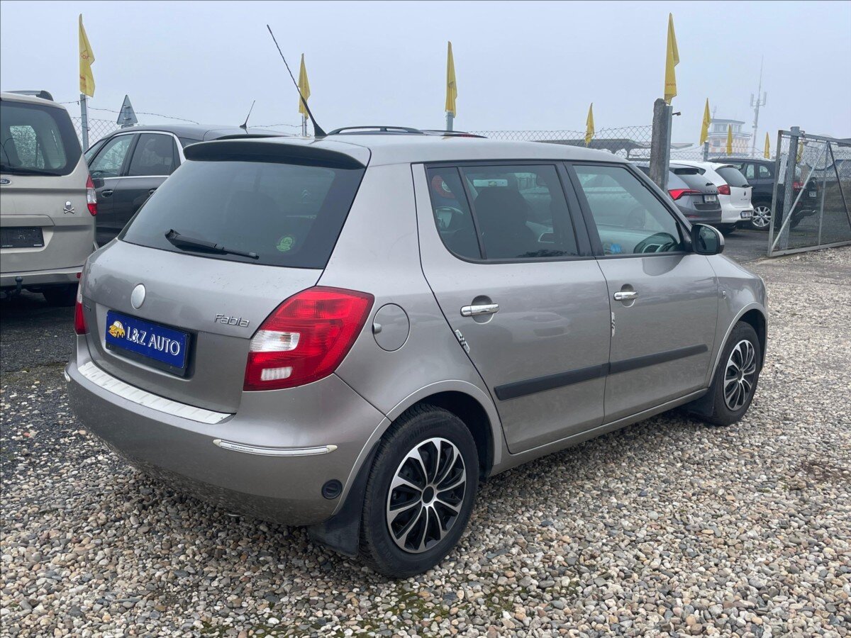 Škoda Fabia Hatchback 1,6 l 77 kw