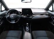 Toyota C-HR SUV 1,8 l 72 kw