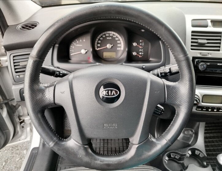 KIA Sportage SUV / Terénní 2,0 l 103 kw