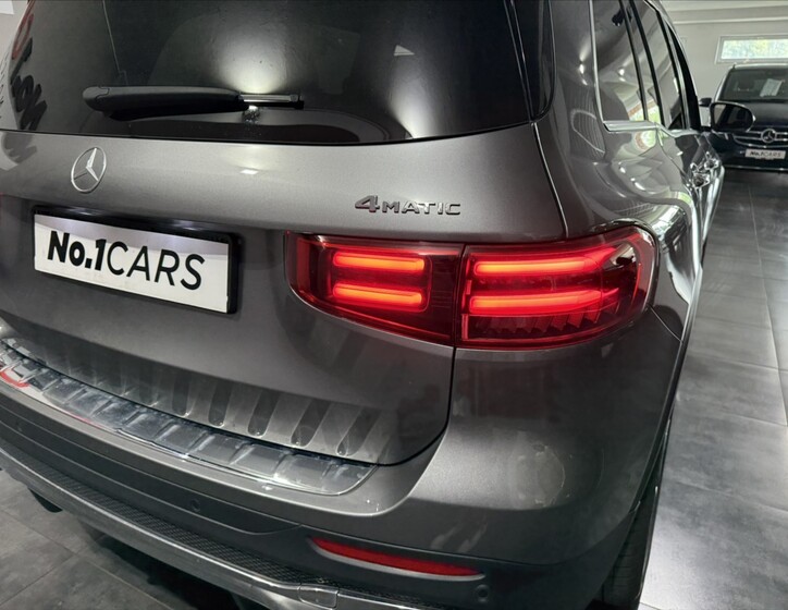 Mercedes-Benz GLB 22