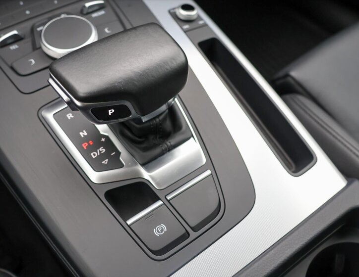 Audi Q5 SUV 2,0 l 185 kw