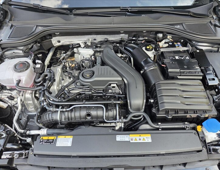 Volkswagen Golf Kombi 1,5 l 110 kw