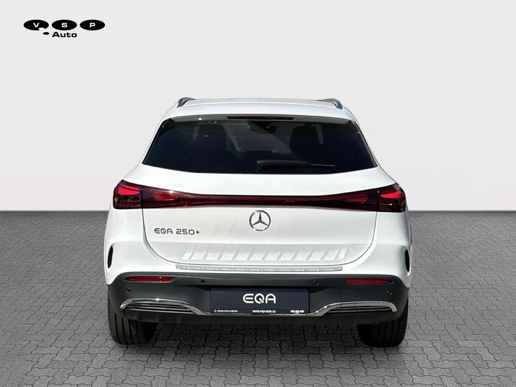 Mercedes-Benz EQA