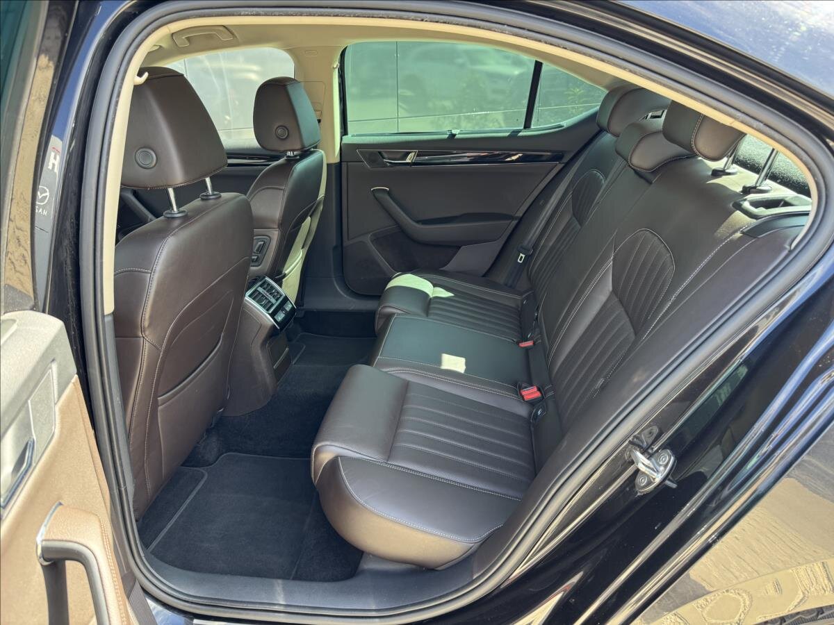 Škoda Superb Liftback 2,0 l 200 kw