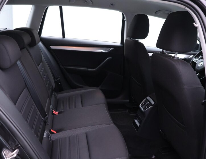 Škoda Octavia Kombi 999,0 85 kw