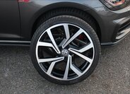 Volkswagen Golf Hatchback 2,0 l 180 kw