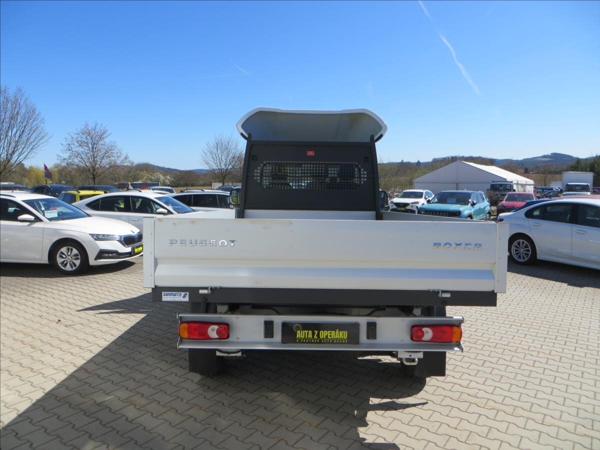 Peugeot Boxer Valník 2,2 l 121 kw
