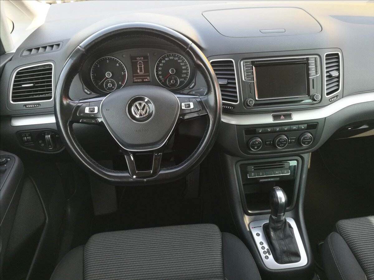 Volkswagen Sharan Kombi 2,0 l 130 kw
