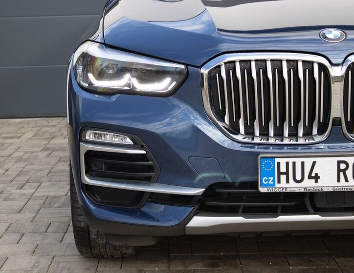 BMW X5 SUV 3,0 l 195 kw