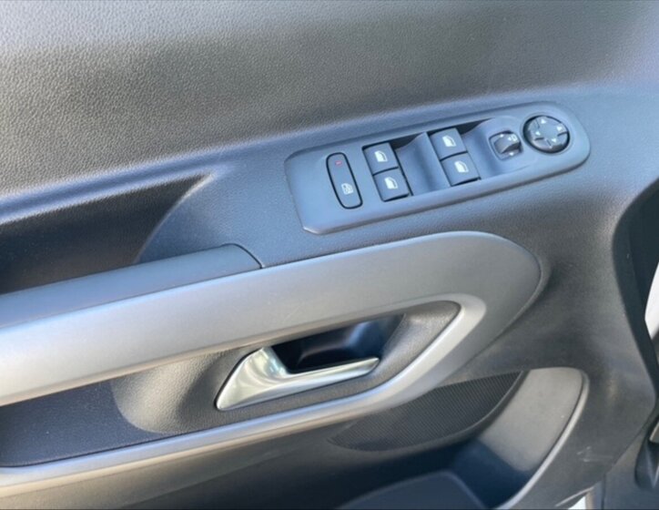 Opel Combo Ostatní 1,2 l 81 kw