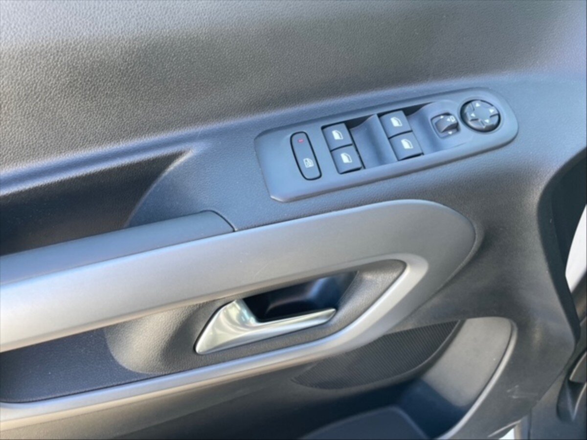 Opel Combo Ostatní 1,2 l 81 kw