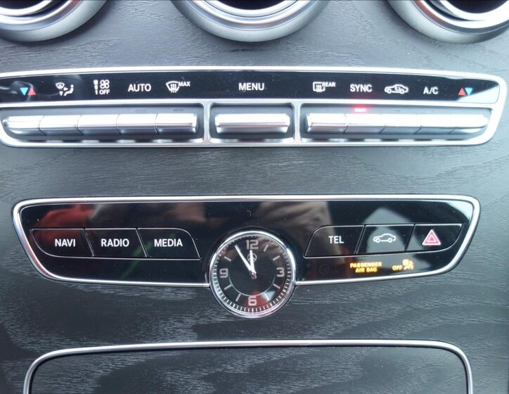 Mercedes-Benz Třídy C Sedan / Limuzína 2,0 l 143 kw