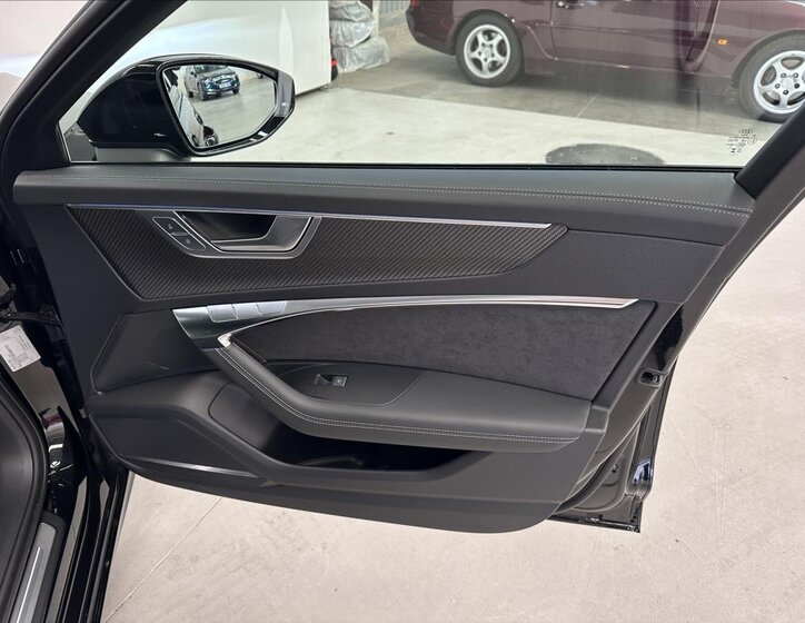 Audi S6 Kombi 3,0 l 253 kw