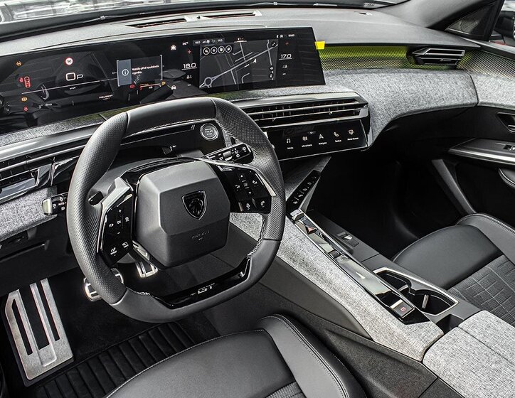 Peugeot 5008 SUV / Terénní 1,2 l 107 kw