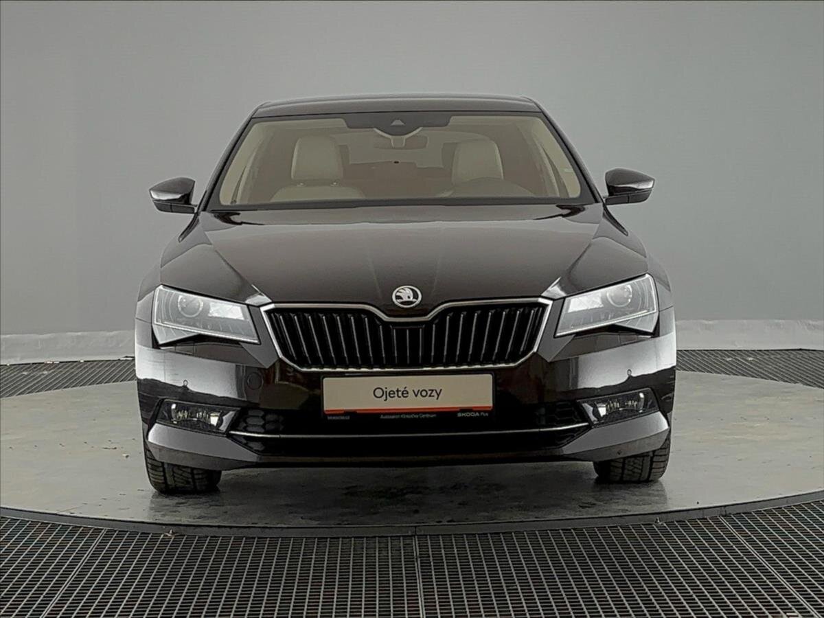 Škoda Superb Liftback 2,0 l 206 kw