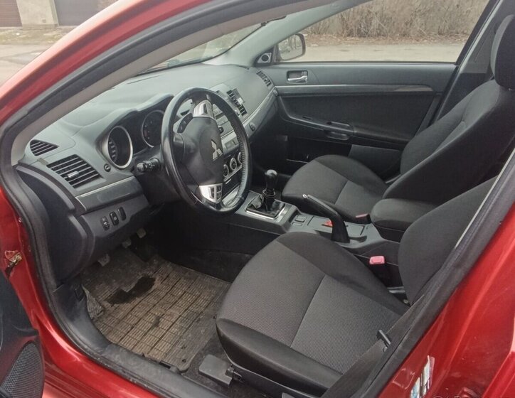 Mitsubishi Lancer Sedan 0,0 105 kw