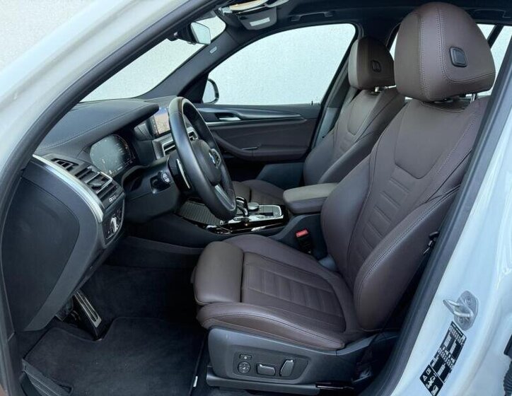 BMW X3 SUV 2,0 l 140 kw