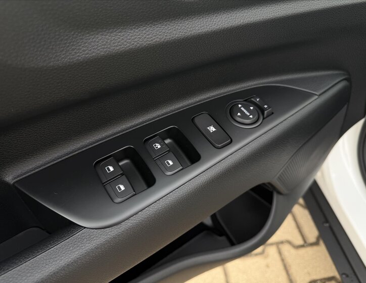 KIA Stonic CUV 998,0 74 kw