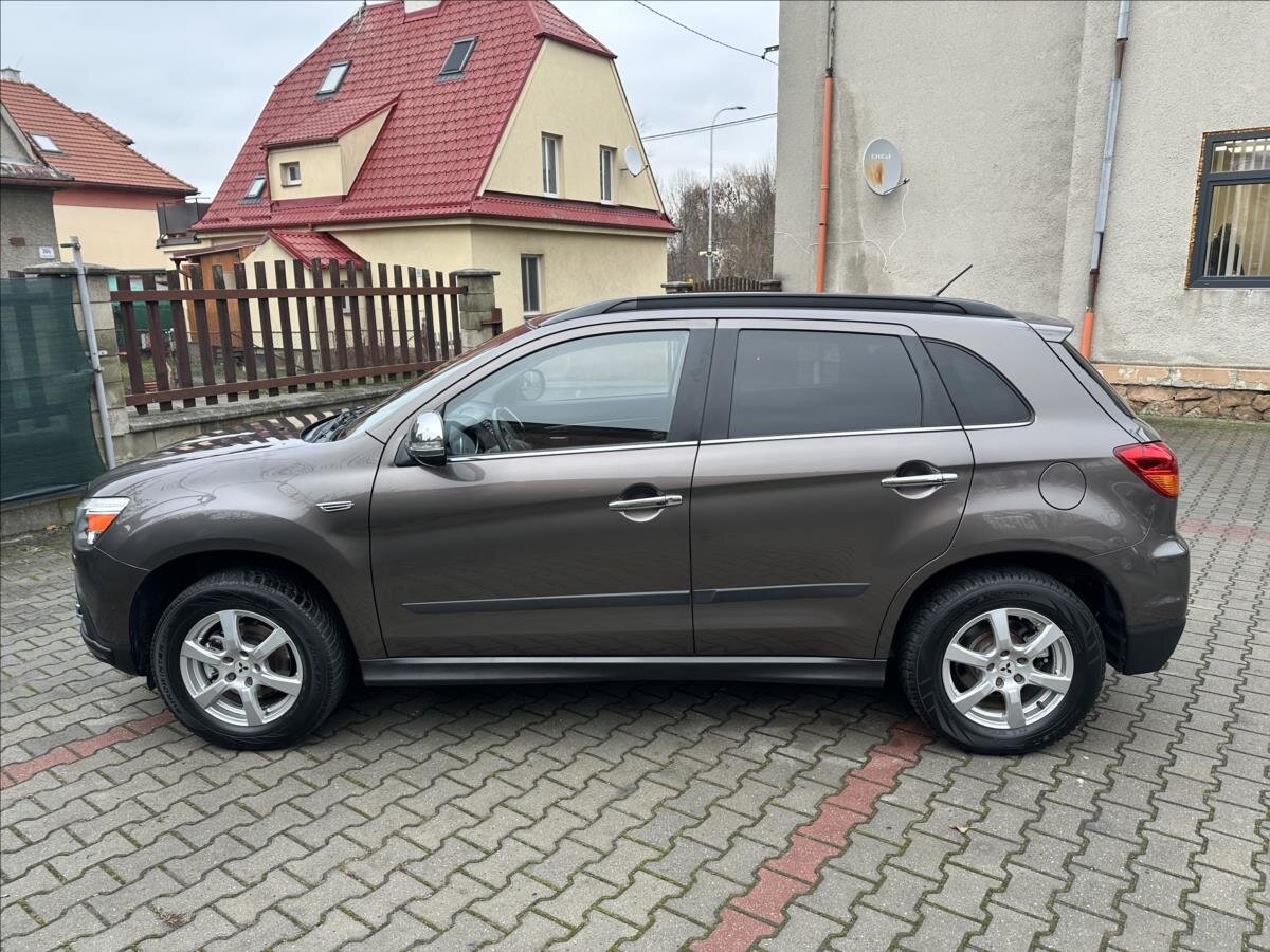 Mitsubishi ASX SUV 1,6 l 86 kw