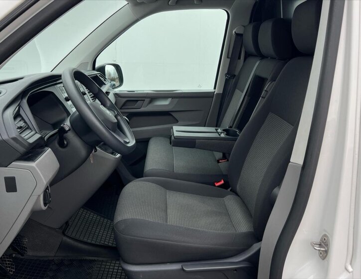 Volkswagen Transporter Skříň 2,0 l 110 kw