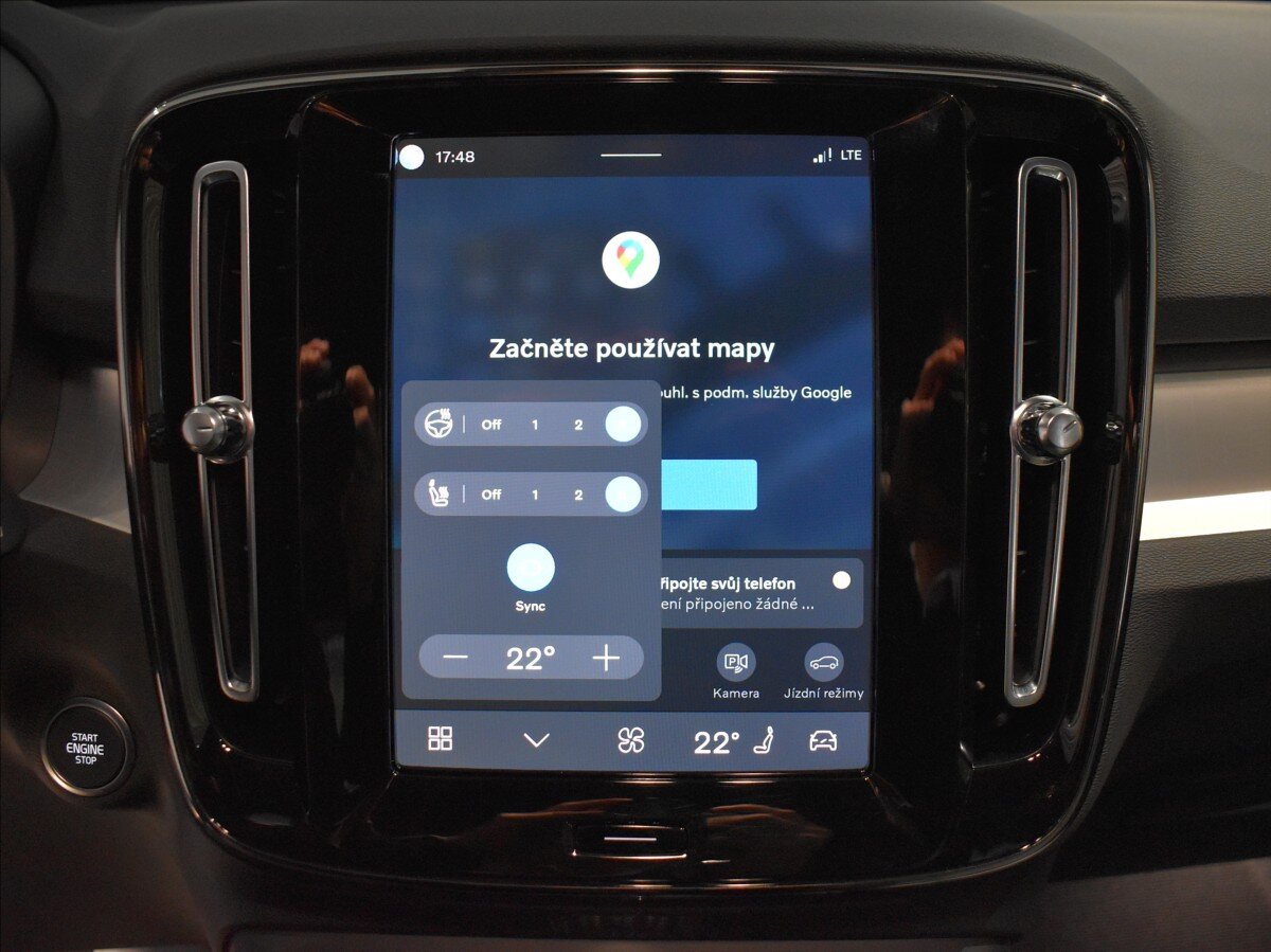 Volvo XC40 SUV / Terénní 2,0 l 120 kw