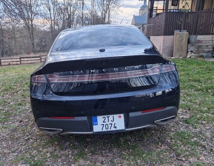Lincoln MKZ Sedan / Limuzína 0,0 0