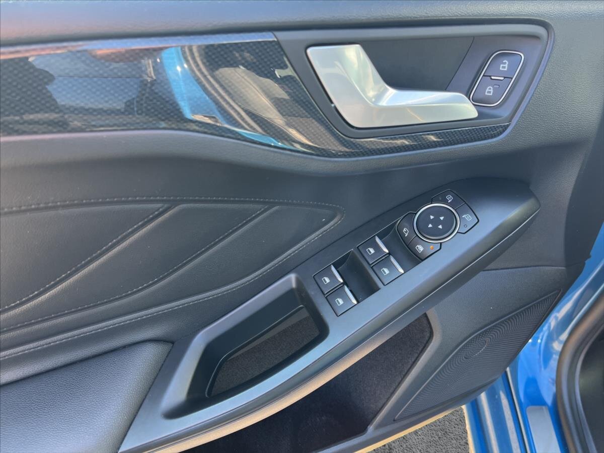 Ford Focus Hatchback 2,3 l 206 kw