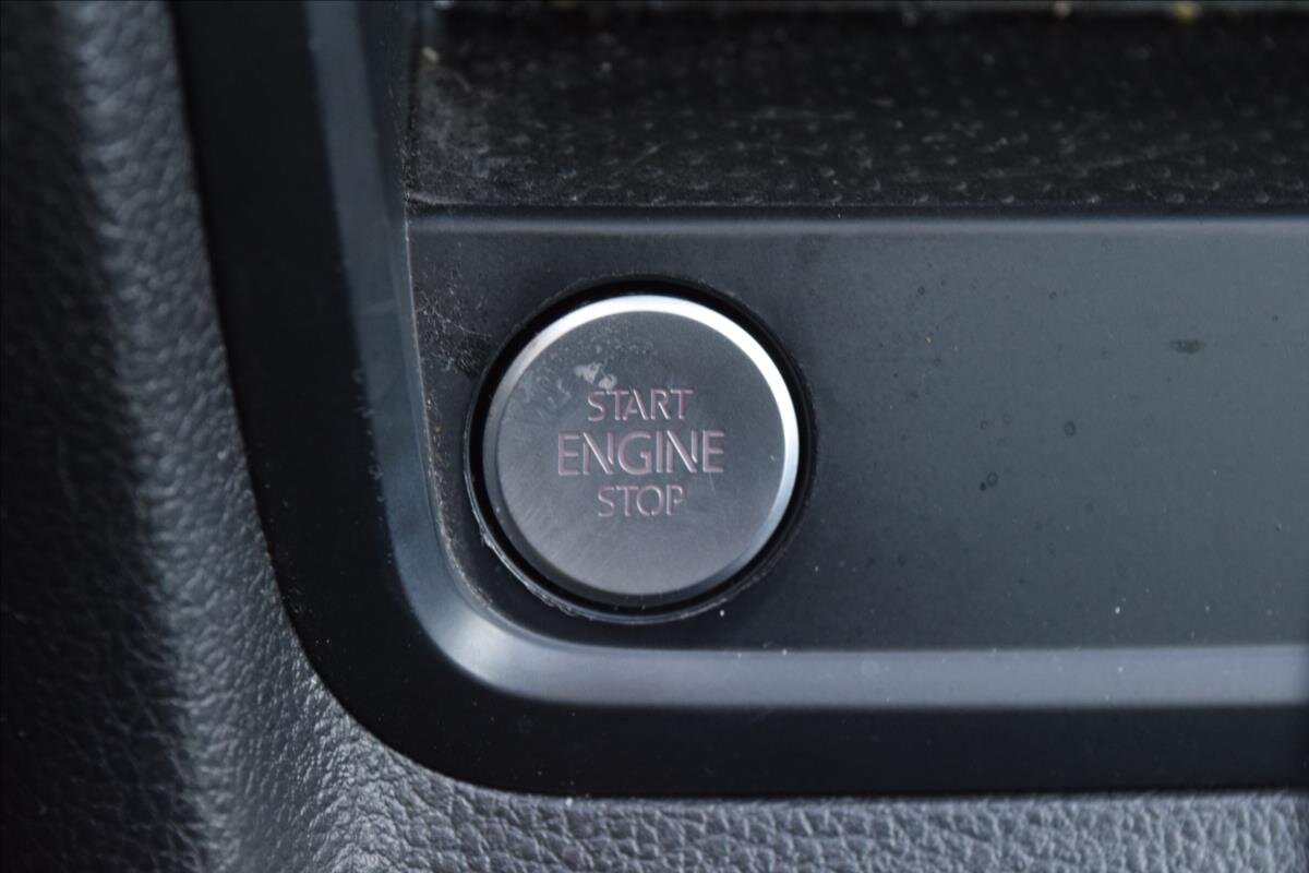 Seat Alhambra Kombi 2,0 l 135 kw