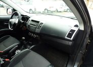 Citroën C-Crosser SUV 2,2 l 115 kw