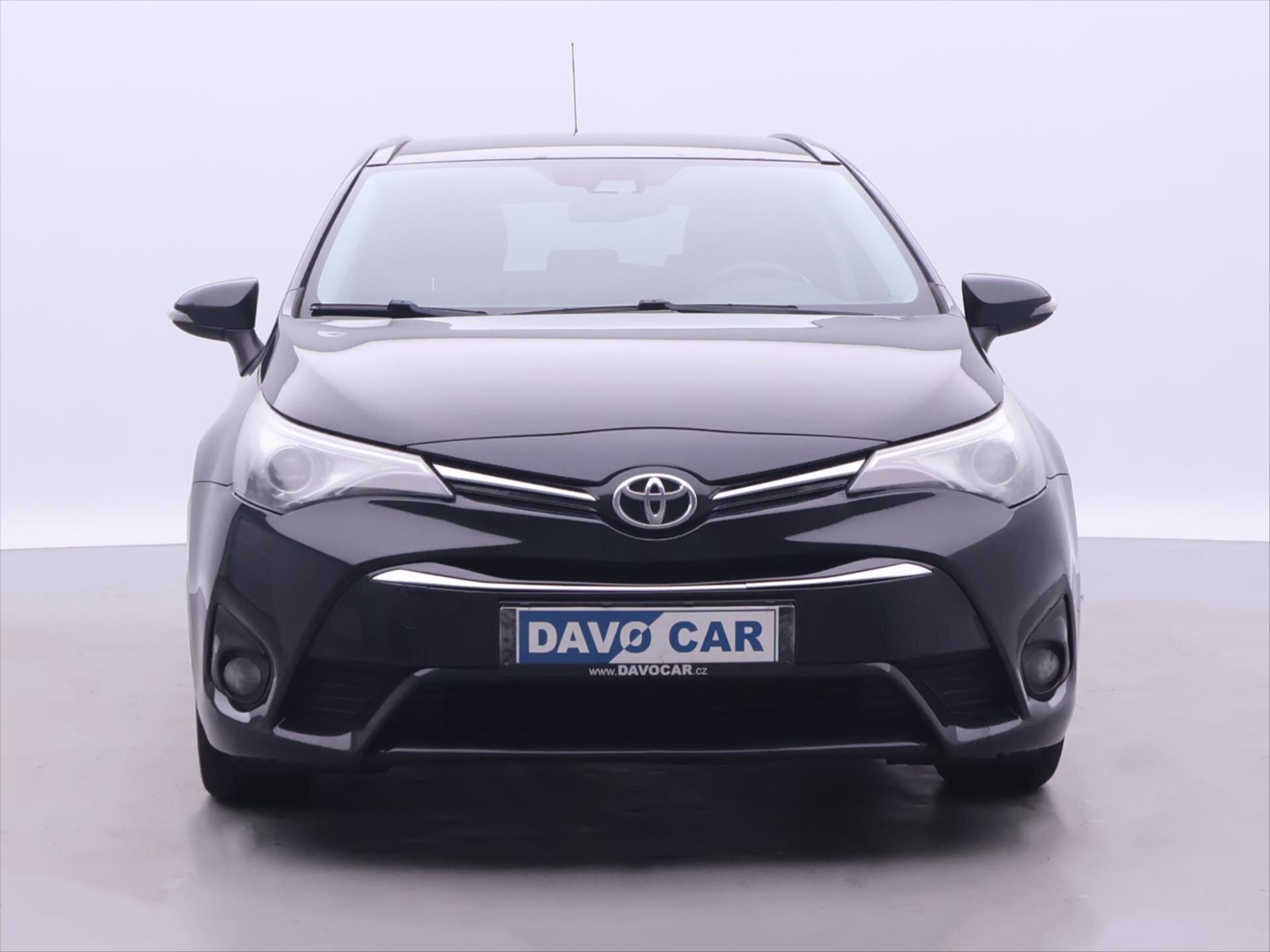 Toyota Avensis Kombi 2,0 l 105 kw