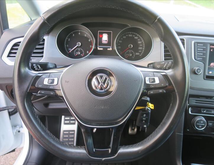 Volkswagen Golf Sportsvan 11