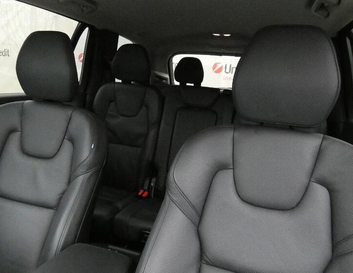 Volvo XC90 7